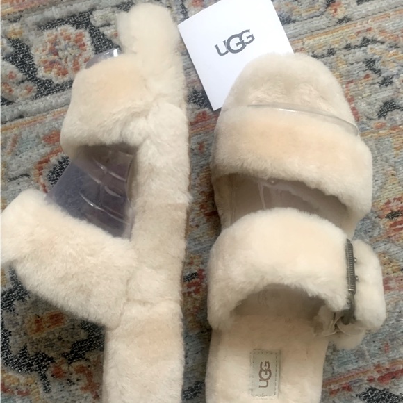 Authentic UGG “Fuzz Yeah” Slippers In Natural (NIB) - Picture 2 of 6